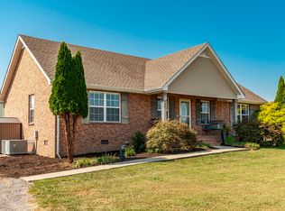 1008 Spire Way Dr, Castalian Springs, TN 37031