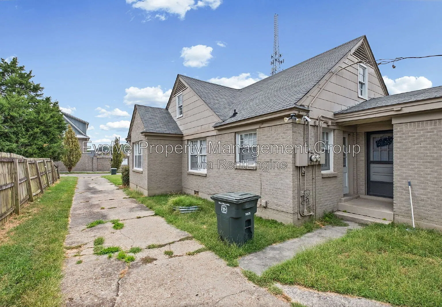 1 bed, 1.0 bath, 734 sqft, $995 — Photo 4