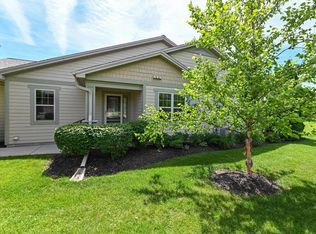S70W15265 Honeysuckle Cir, Muskego, WI 53150