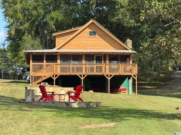 60 Lincoln Shores Dr, Talladega, AL 35160