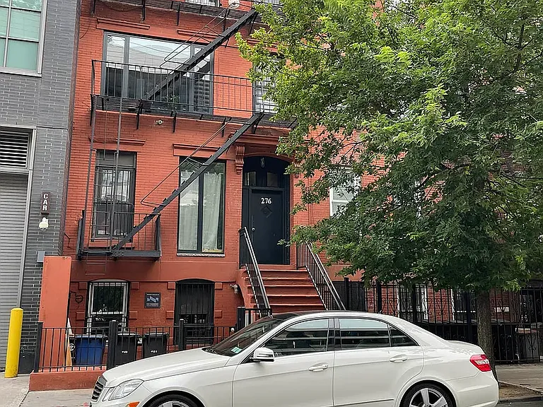 276 S 5th St #1B — Photo 1