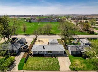 519 Cherokee Pl, Ottawa, IL 61350