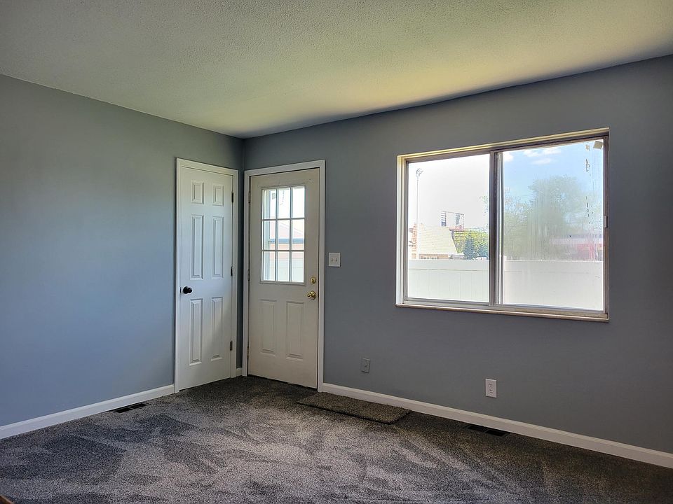 5966 Roseland Ave, Monroe, MI 48161 Zillow