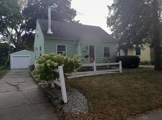 3709 Hillcrest Dr, Madison, WI 53705