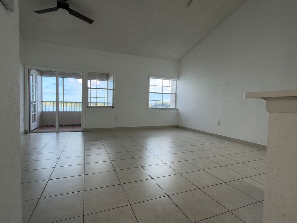 1st image of 2803 N Oakland Forest Dr APT 304