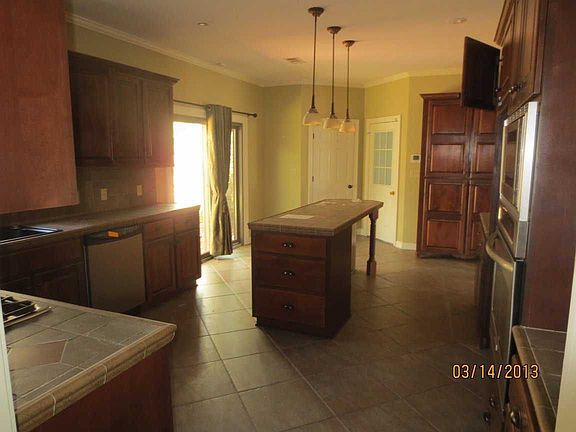 2nd image of 516 Deer Creek Dr