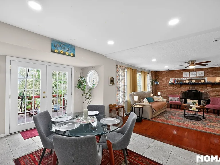 13648 Spinning Wheel Dr — Photo 21