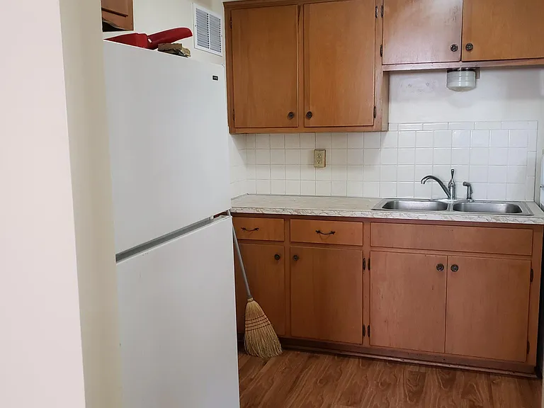 914 Louisiana St #D — Photo 3