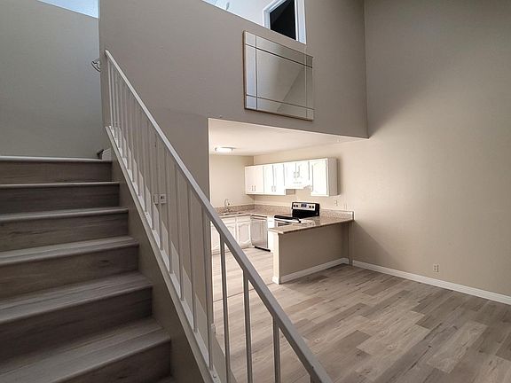 5th image of 5188 Garden Ln #A