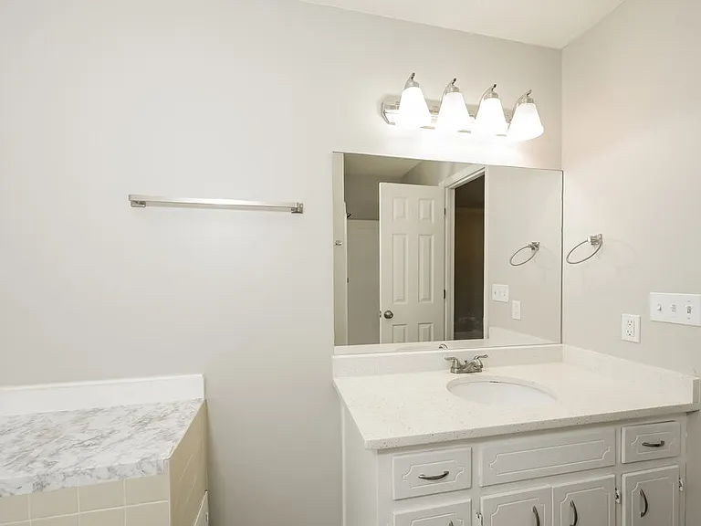 1265 Grayland Hills Dr — Photo 16