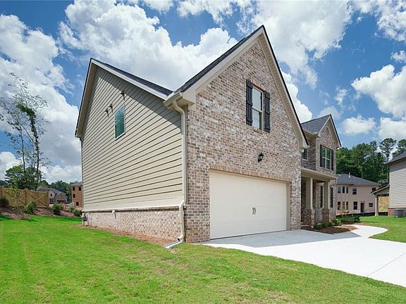 2nd image of 2466 Rose Hill Ct NE
