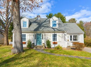42 Hutchinson Rd, Walpole, MA 02081