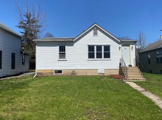 210 E 3rd St, Spring Valley, IL 61362