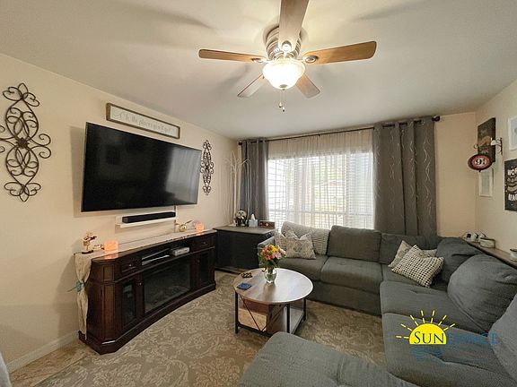 3rd image of 42 7th Ave Unit 126
