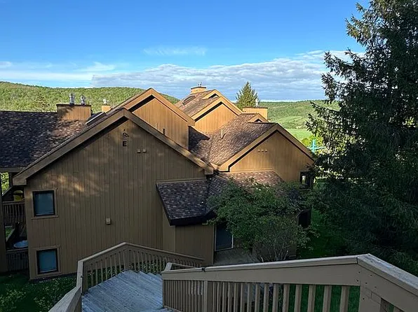 E104 Snowpine Vlg #5915, Great Valley, NY 14741