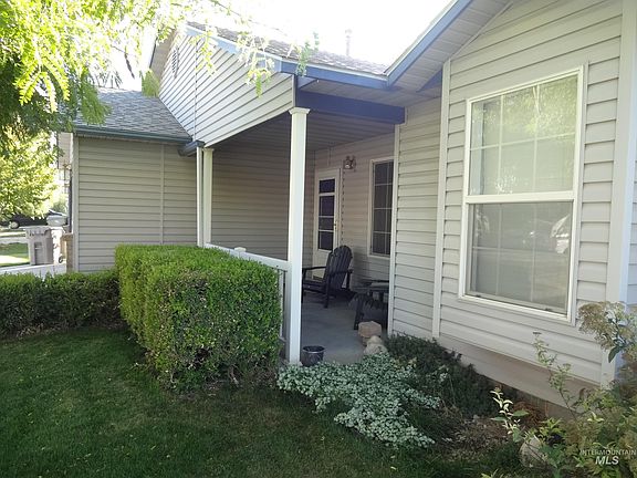 2nd image of 3210 Golden Sun Ave