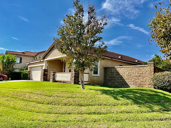 3rd image of 13700 Goldcrest Ln