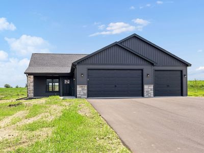 466 Coyote Way, New Richmond, WI, 54017