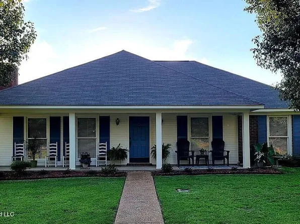 401 Hawthorne Dr, Madison, MS 39110