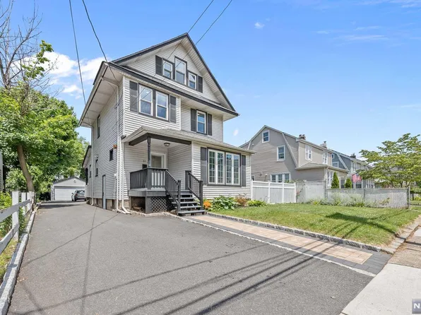 80 Gordon St, Ridgefield Park, NJ 07660