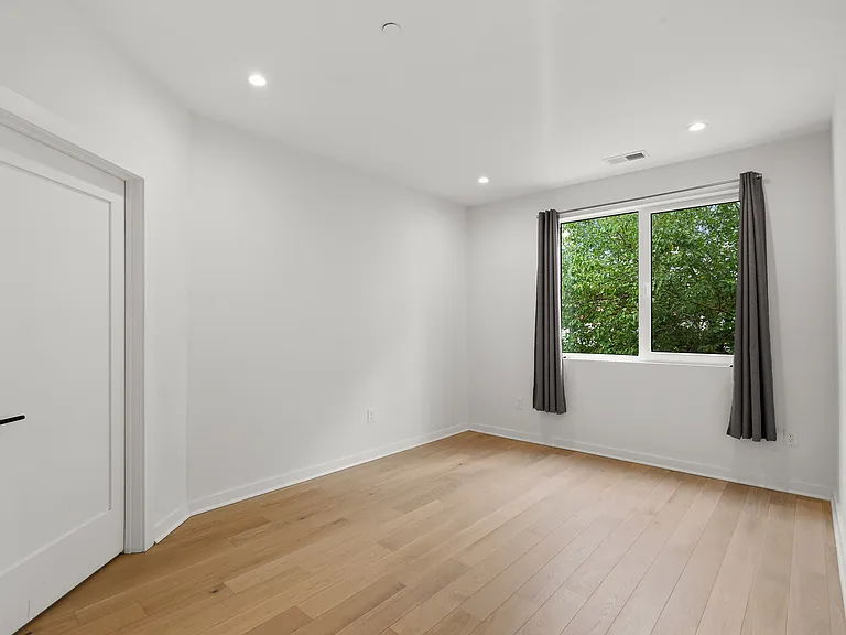 7700 Georgia Ave NW #204 — Photo 14