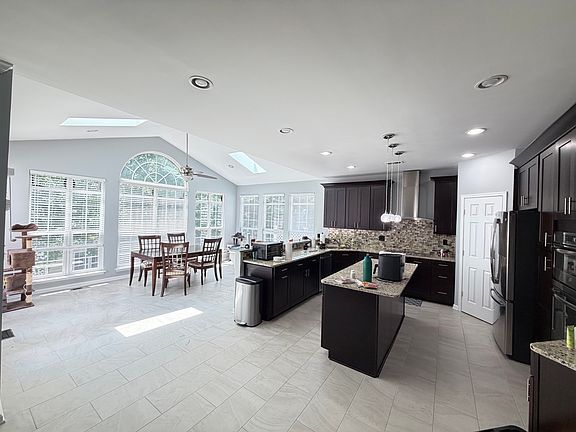 4th image of 14038 Walney Village Ct