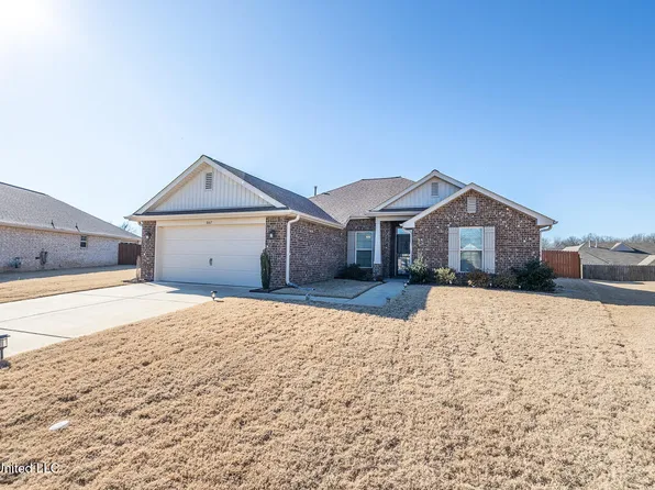 1667 Park Pike Cv, Southaven, MS 38672