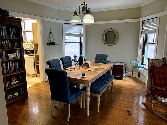 3rd image of 4919 N Glenwood Ave APT 2