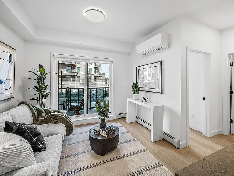 205 Hartell Way SE — Photo 10