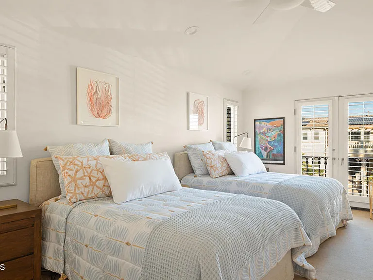 1571 Mandalay Beach Rd — Photo 26