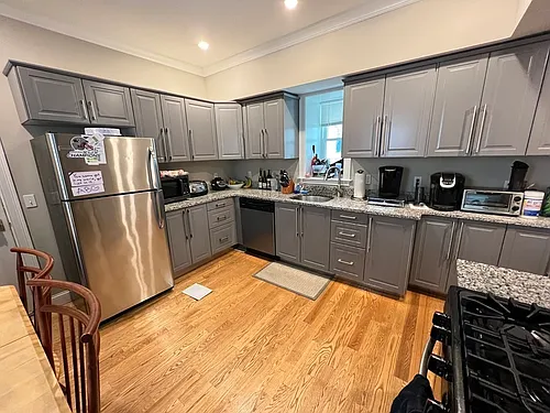 14 Stickney Ave #1A Photo 1 14 Stickney Ave #1A Photo 1