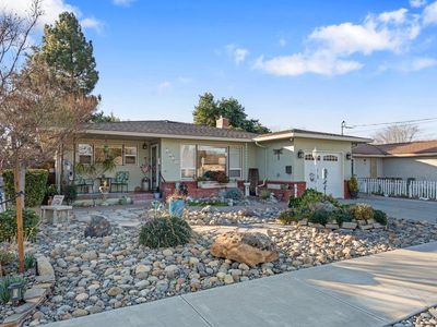 1234 Suiter St, Hollister, CA, 95023