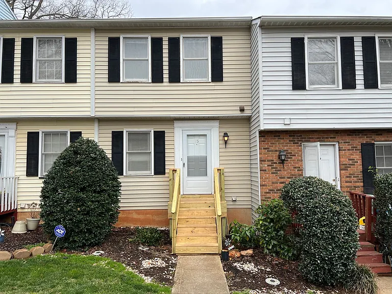 15 Astor Ct — Photo 5