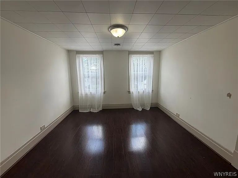 80 Meadow Pl — Photo 3
