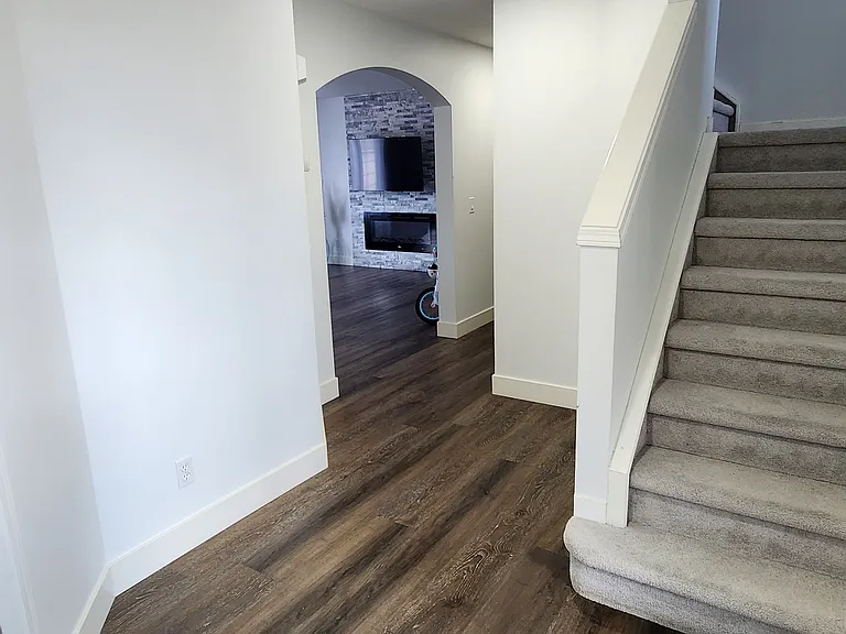 258 Rockborough Grn NW — Photo 3
