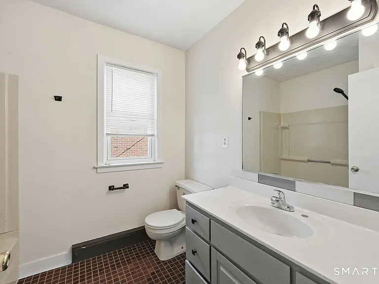 23 Alden St — Photo 20