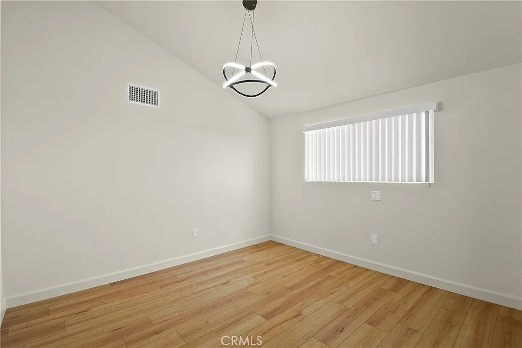 4 bed, 2589 sqft, $7,000 — Photo 4