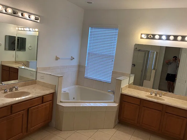 3615 Valleyview Dr — Photo 10
