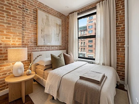 5th image of 224 8th Ave APT 18