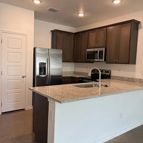 3906 American Elm Dr — Photo 5