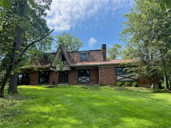 1539 View Woods Dr, Saint Louis, MO 63122