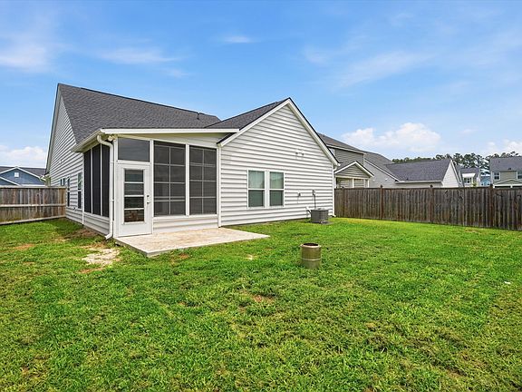5th image of 356 Garden Lily Ln