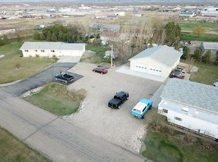 13930 Town And Country North Ct, Williston, ND 58801