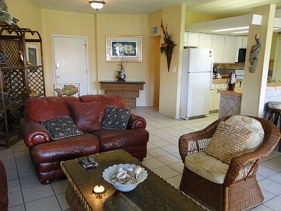 3rd image of 1010 Padre Blvd #208
