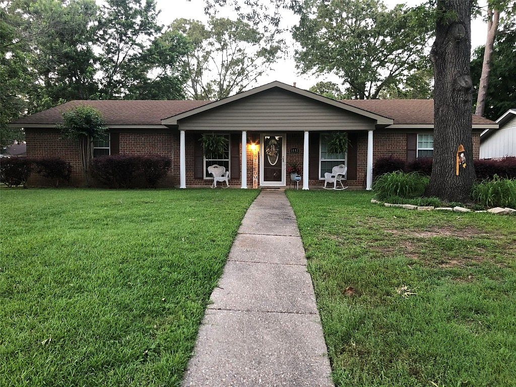 1042 Manor Pl, Shreveport, LA 71118 Zillow