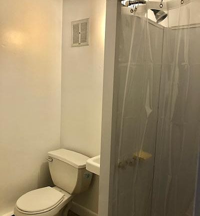 3rd image of 405 Beacon St APT 1