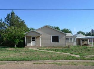 1909 Avenue G, Petersburg, TX 79250