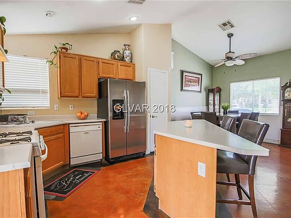 5th image of 2411 Sweet Leilani Ave