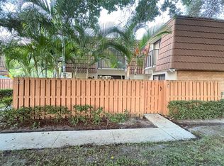 206 Charter Way #206, West Palm Beach, FL 33407