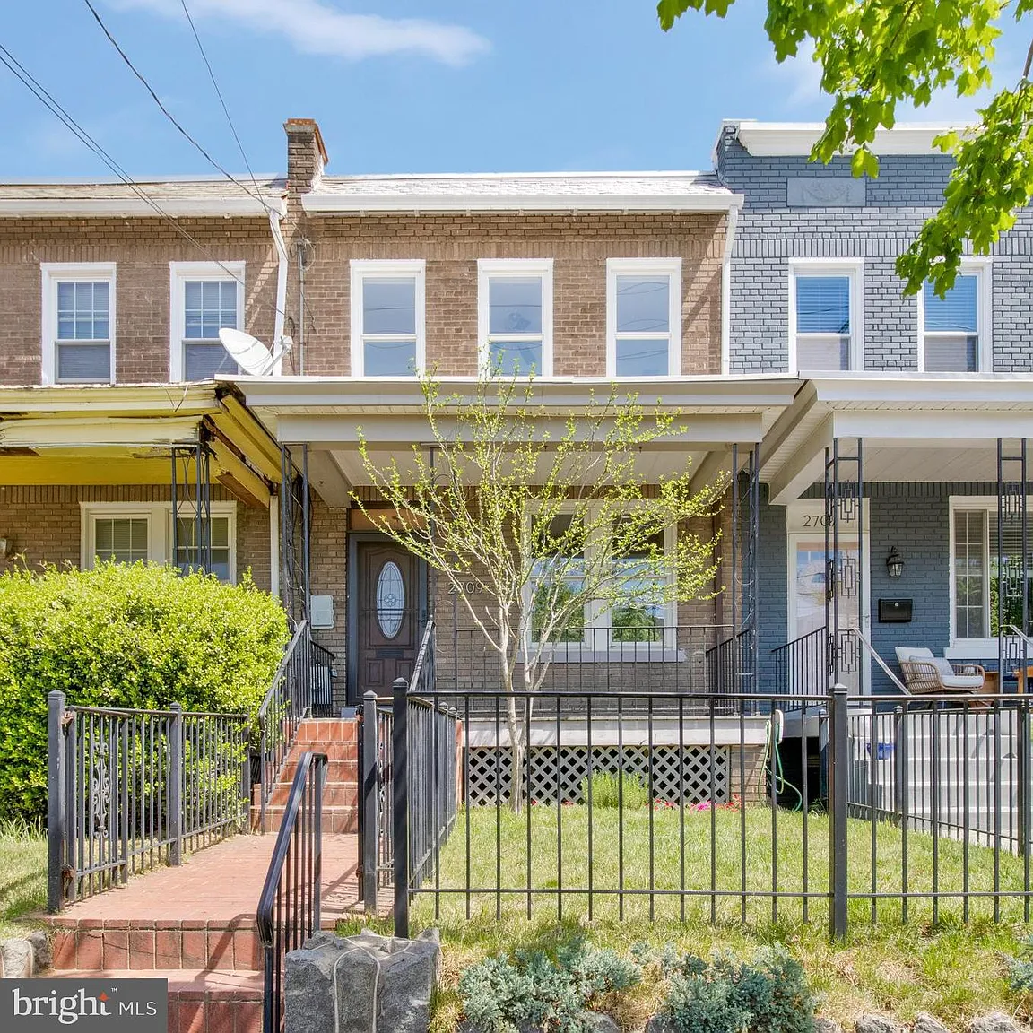 2709 6th St NE photo 1